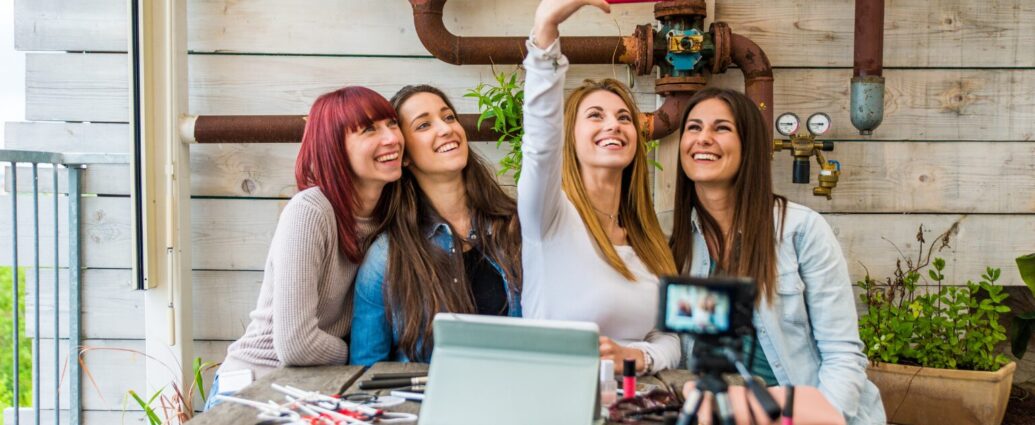 Influencers working in a store creating content for social media together.